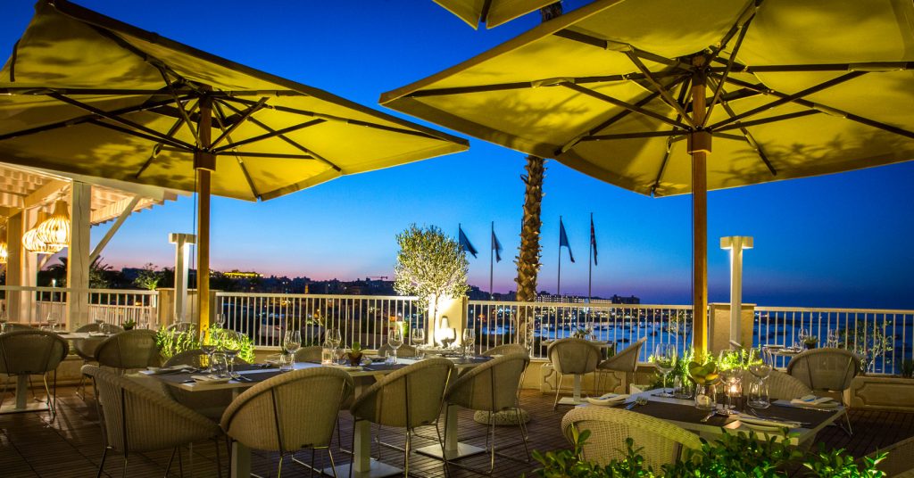 Giuseppi's Bar & Bistro terrace - Welcome to the Salini Resort in Malta
